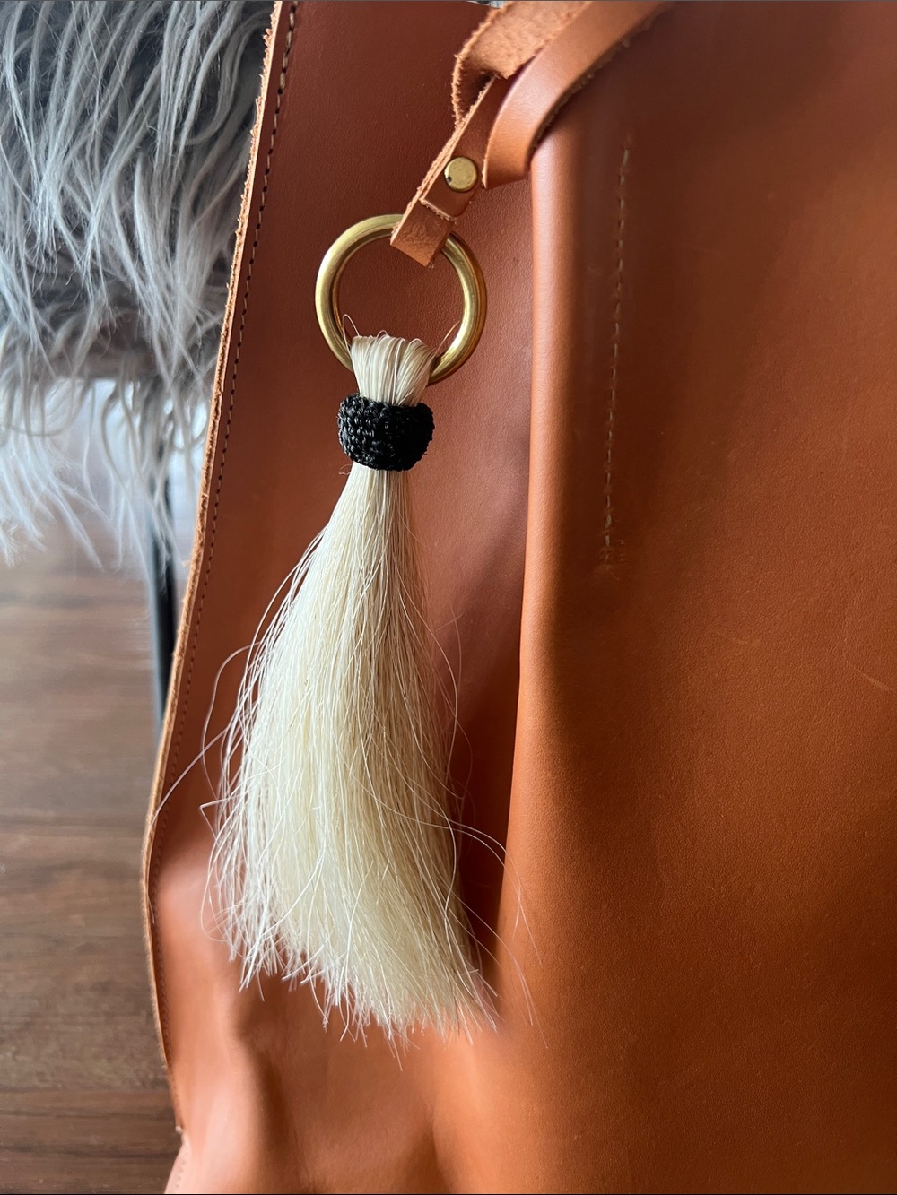 Oliveve Maggie Tote w/Dust bag - Butterscotch - Picture 5 of 11